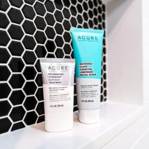 Incredibly Clear Charcoal Lemonade Facial Scrub